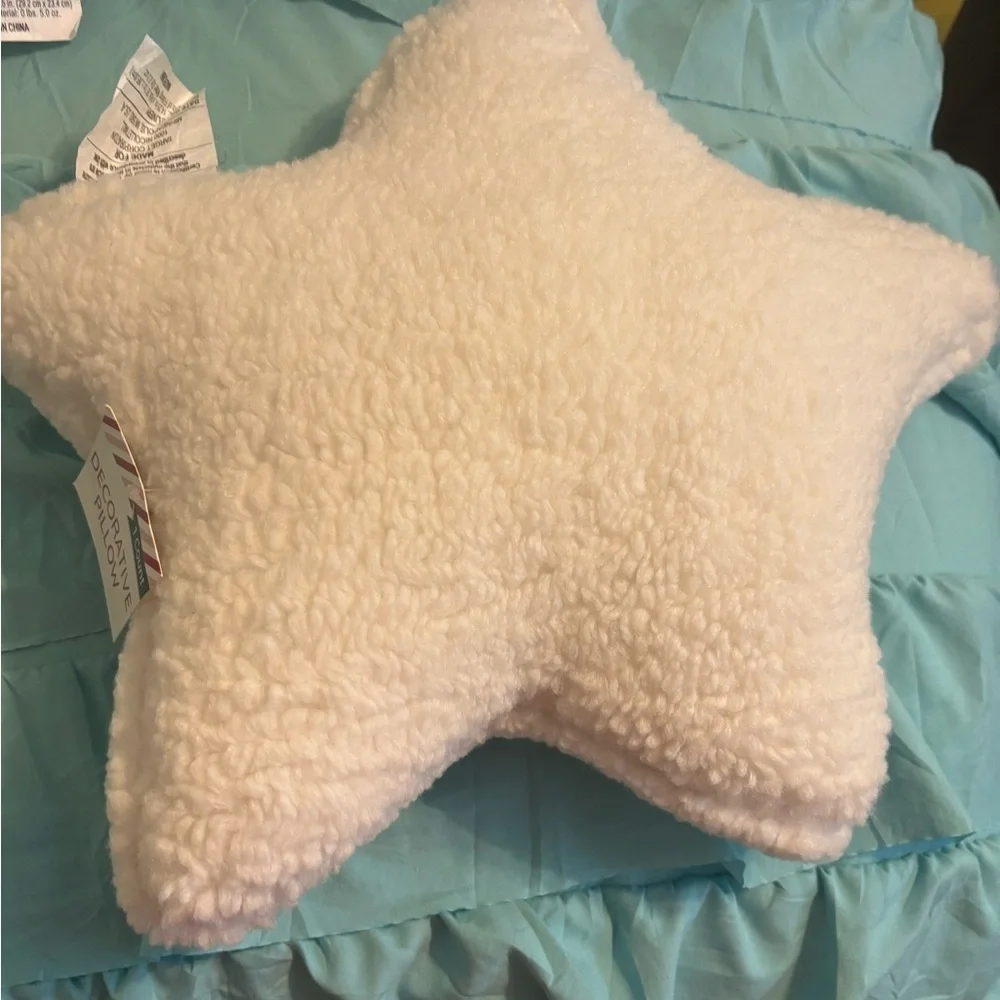 LED Light-Up Green Plush Tree and a non light up fuzzy Star Pillow set.
